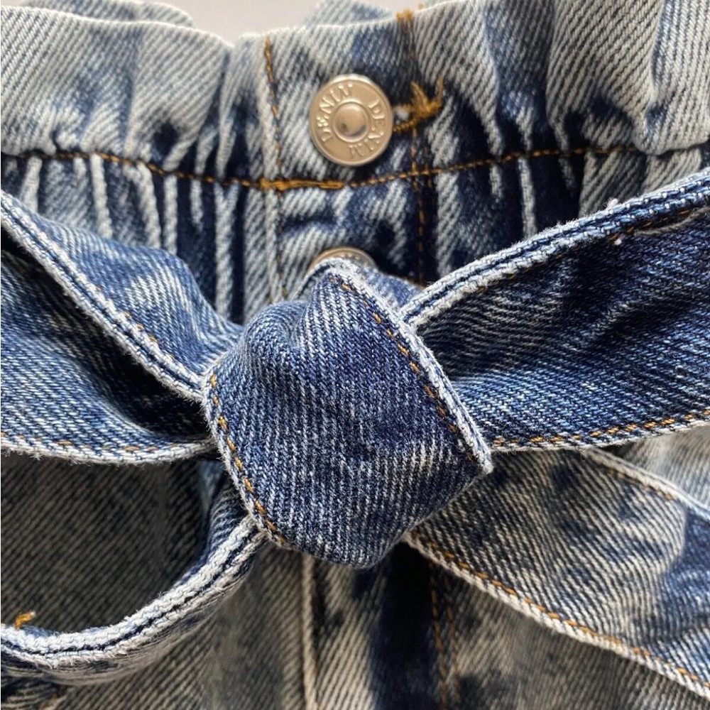 Michelle Keegan Paperbag Waist Denim Shorts Size 10 - Picture 2 of 5